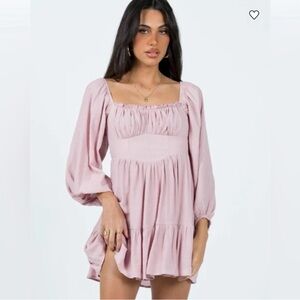 Princess Polly dress size Medium
Women’s Pink Square-Neck